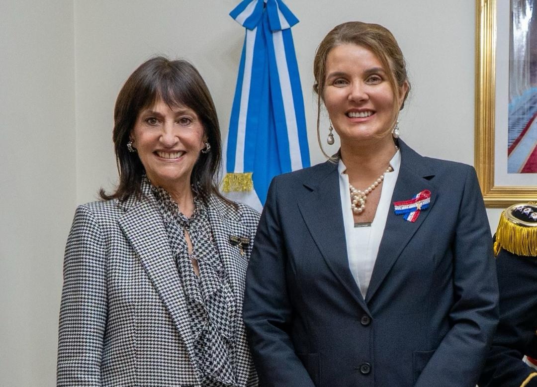 Recepción en la Embajada de la República del Paraguay