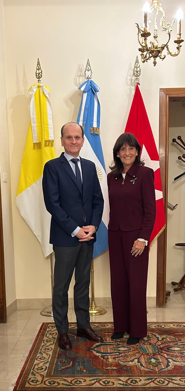 Reunión con el Embajador Pablo Beltramino